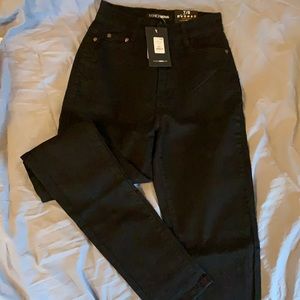 High waisted black skinny jeans size 7/8